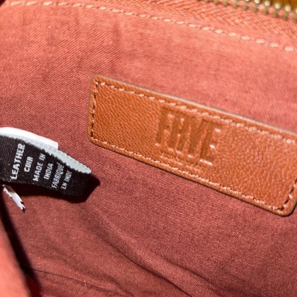 Frye Melissa Leather Wristlet Cognac Brown 100% Leather - Picture 4 of 4